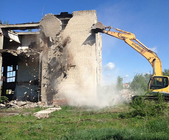 Демонтаж зданий в Клинцах и  Брянской области